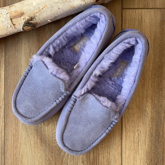 🌲UGGS- ANSLEY SLIPPERS🌲 - Picture 10 of 15